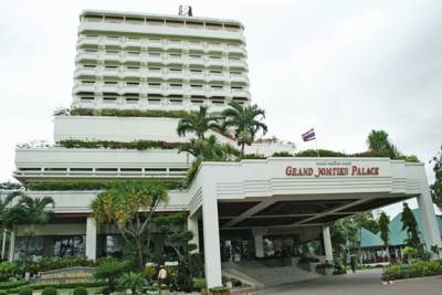 Grand Jomtien Palace Hotel